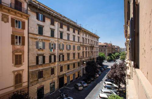 Vatican Apartment | 110 m² Apartment ∙ 3 bedrooms ∙ 8 guests