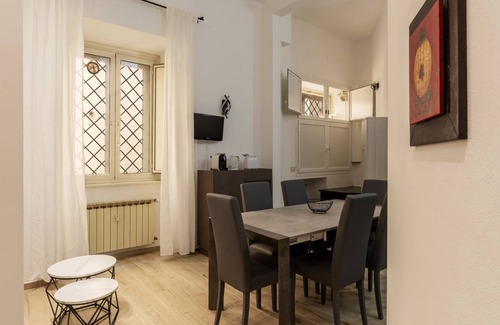 Trastevere Apartment | 119 m² Apartment ∙ 2 bedrooms ∙ 4 guests