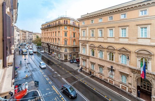 Rione VI Parione Apartment | 120 m² Apartment ∙ 2 bedrooms ∙ 6 guests