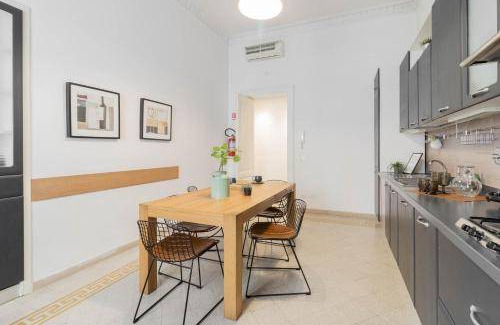 Prati Apartment | 140 m² Apartment ∙ 3 bedrooms ∙ 10 guests