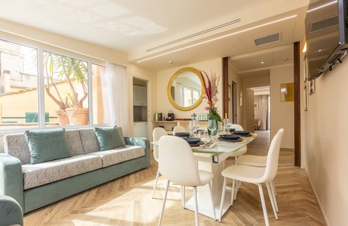 Rione II Trevi Apartment | 200 m² Apartment ∙ 4 bedrooms ∙ 9 guests