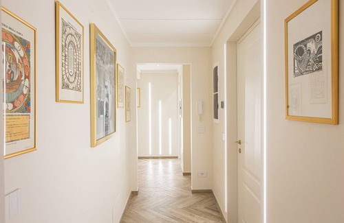 Rione II Trevi Apartment | 200 m² Apartment ∙ 4 bedrooms ∙ 9 guests