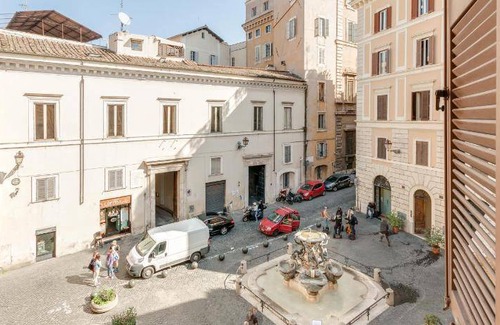 Rione XI Sant'Angelo Apartment | 300 m² Apartment ∙ 5 bedrooms ∙ 11 guests