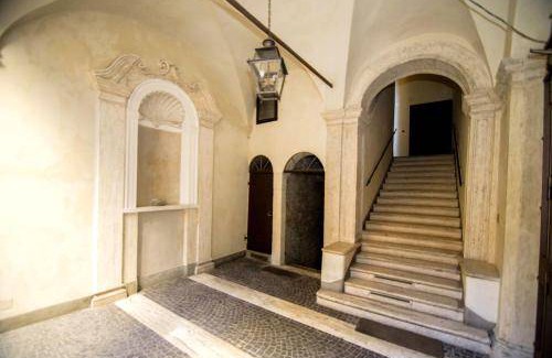 Roman Ghetto Apartment | 45 m² Apartment ∙ 4 guests