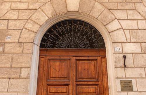 Roman Ghetto Apartment | 65 m² Apartment ∙ 1 bedroom ∙ 4 guests