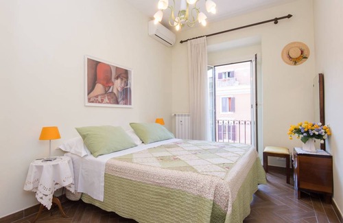 Vatican Apartment | 70 m² Apartment ∙ 2 bedrooms ∙ 4 guests