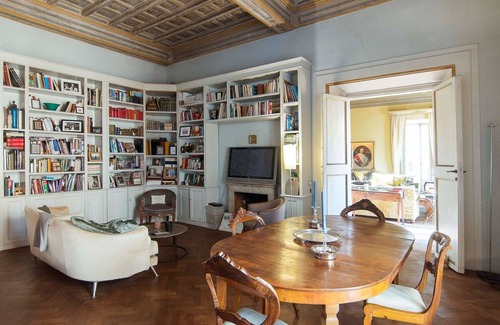Rione V Ponte Apartment | Apartment ∙ 3 bedrooms ∙ 5 guests