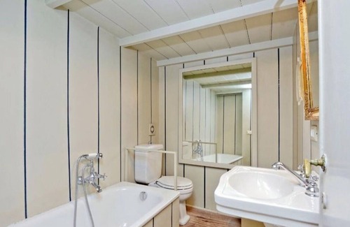 Rione IV Campo Marzio Apartment | Apartment in Rome with 1 bedrooms sleeps 2