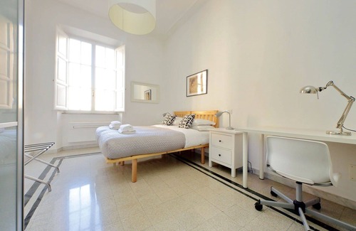 Trastevere Apartment | Apartment in Rome with 3 bedrooms sleeps 6