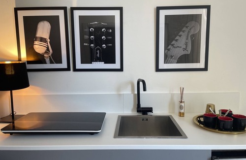 Rome City Centre Apartment | Apartment with terrace between Termini Station and Opera House