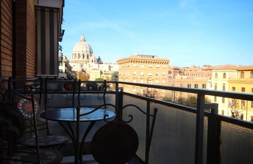 Vatican Apartment | Appartamento con vista San Pietro