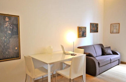 Rome City Centre Apartment | Appartamento Eleonora