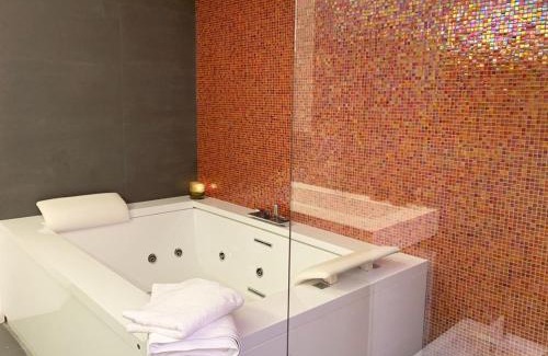 Rione II Trevi Apartment | ARCAsuite Tritone Luxury