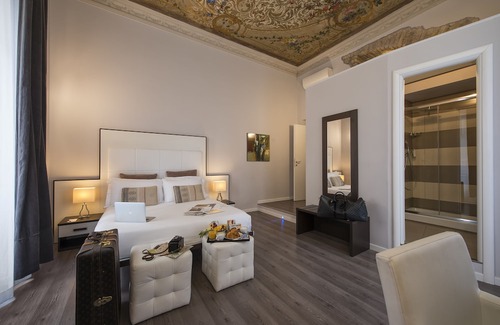 Roman Ghetto Hotel | Arenula Suites