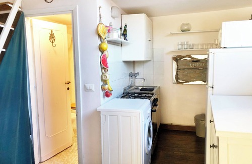 Trastevere Apartment | Artistic Loft, Terrace with a spectacular view of Trastevere!