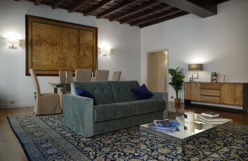 Rione II Trevi Apartment | Barberini Apartment