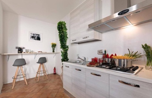 Rione VI Parione Apartment | Beautiful Apartment With Terrace overlook Piazza Navona, A Gothic Architecture
