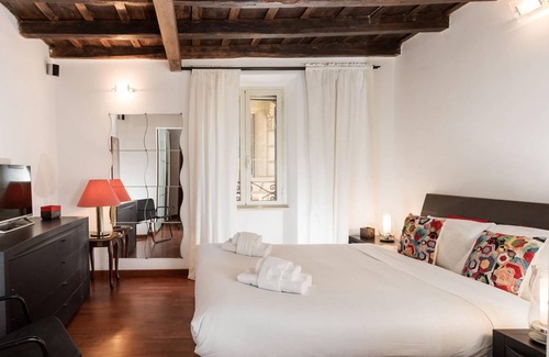 Rione XI Sant'Angelo Apartment | Bella Elena apartment - Jewish Ghetto