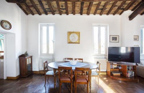 Rione XIV Borgo Apartment | Borgo Panoramico - 3-Bedroom Apartment with Terrace - LOCAPPART