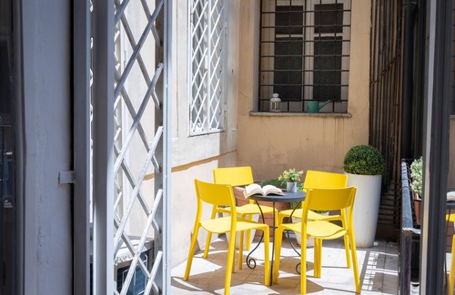Rione VIII Sant'Eustachio Apartment | Bramante Luxury Apartment
