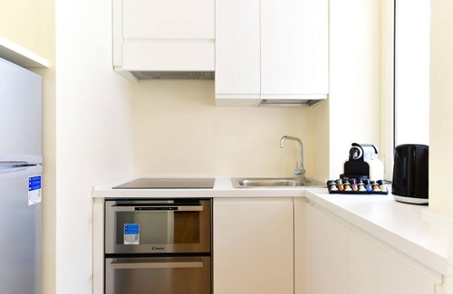 Monti Apartment | Bright and Comfy 3 bedroom apt in Monti