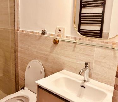 Rione XI Sant'Angelo Apartment | Caesar's Nest