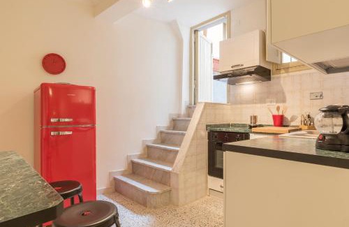 Rione VI Parione Apartment | Campo De' Fiori Central Flat