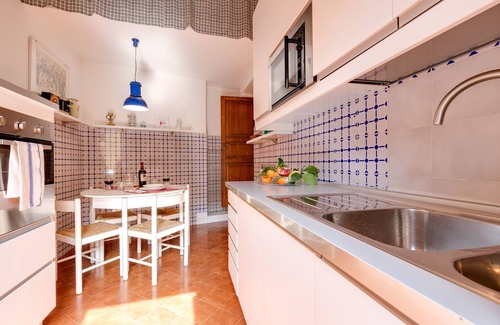 Rione VI Parione Apartment | Cappellari 35 | Luxury Apartment in Campo de' Fiori