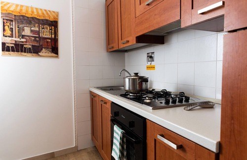 Prati Apartment | Central apartment Rome, Metro A-B, Sitbus Shuttle, free PC & scan-print