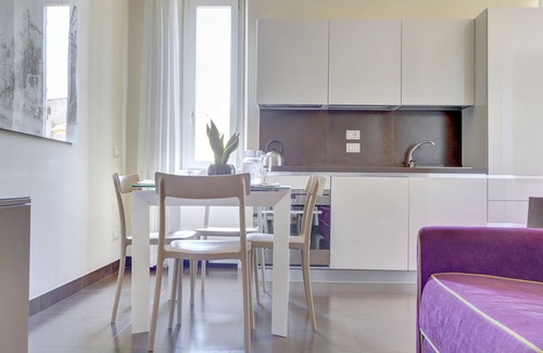 Monti Apartment | Colosseo Gardens - C13