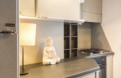 Roman Ghetto Apartment | Colosseo Luxury Apartment