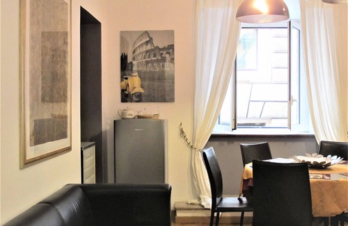 Rione VI Parione Apartment | Corso Vittorio - Campo de' Fiori