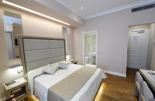 Trastevere House | Domus Clara
