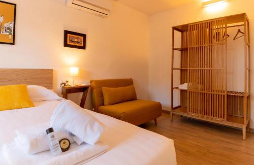Rione II Trevi Apartment | Domus Domi Barberini Sq.