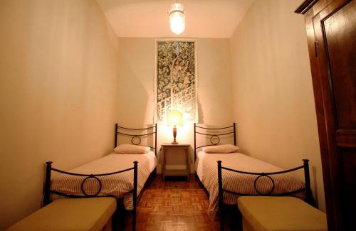 Rione V Ponte Apartment | Family 2BR Apartment in Via Giulia