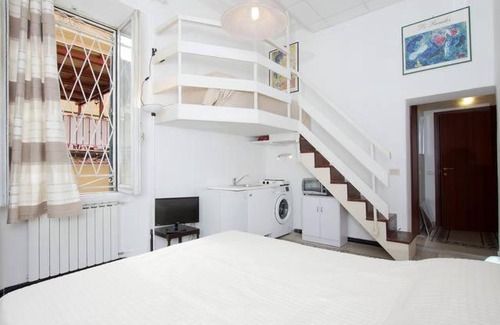Vatican Apartment | Flavio's flat