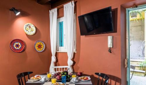 Rome City Centre Apartment | Fontana di Trevi Luxury Nest