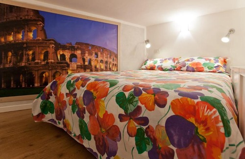 Monti Apartment | Frangipane Loft-Rental in Rome