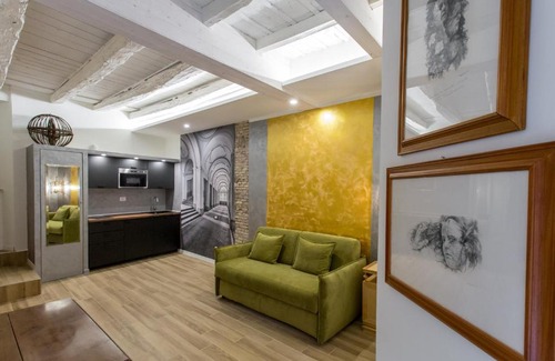 Rione V Ponte Apartment | Giulia apartment