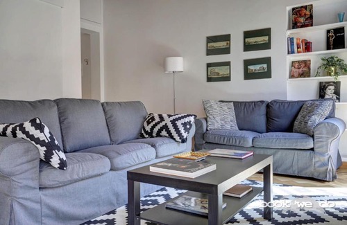Rione II Trevi Apartment | Glamorous Trevi - Bookwedo