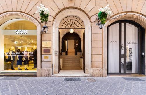 Rione IV Campo Marzio Apartment | Glamour Studio - Spanish Steps