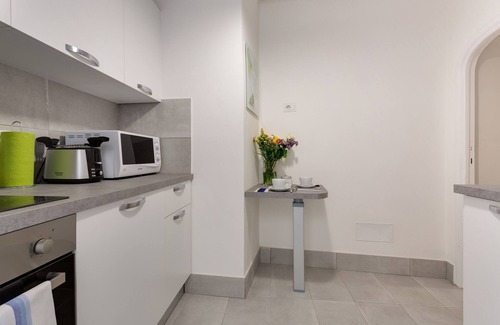 Trastevere Apartment | Grotta Pinta 1 | Apartment with a balcony in Campo de' Fiori!