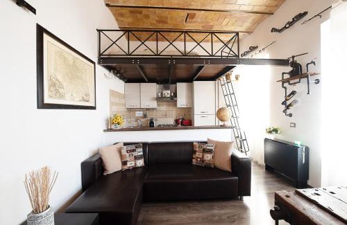 Rione XIV Borgo Apartment | Home House Borgo Pio 195