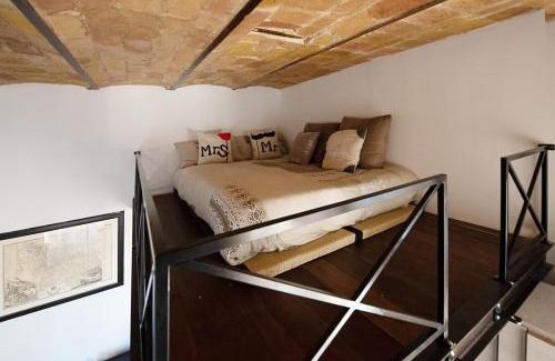 Rione XIV Borgo Apartment | Home House Borgo Pio 195
