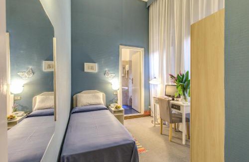 Rione III Colonna Hotel | Hotel King