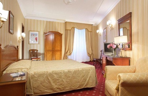 Rione III Colonna Hotel | Hotel Sistina
