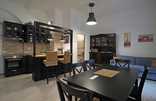 Prati Apartment | Imperial Vatican Home