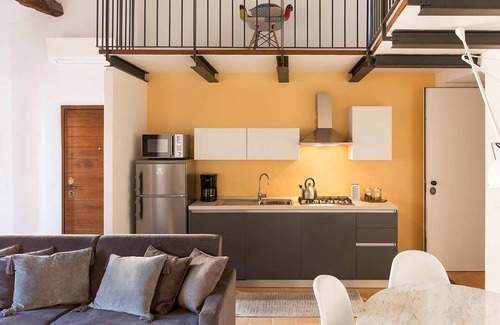Rione VI Parione Apartment | Large apartment in Rome to rent, holiday flat Rome, self catered apartment Rome
