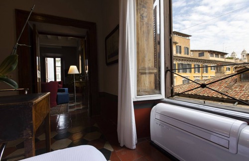 Rione IV Campo Marzio Apartment | Large apartment rental in Rome for 8 people