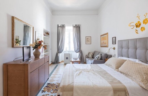 Repubblica House | LIVING ROME REPUBBLICA APARTMENT